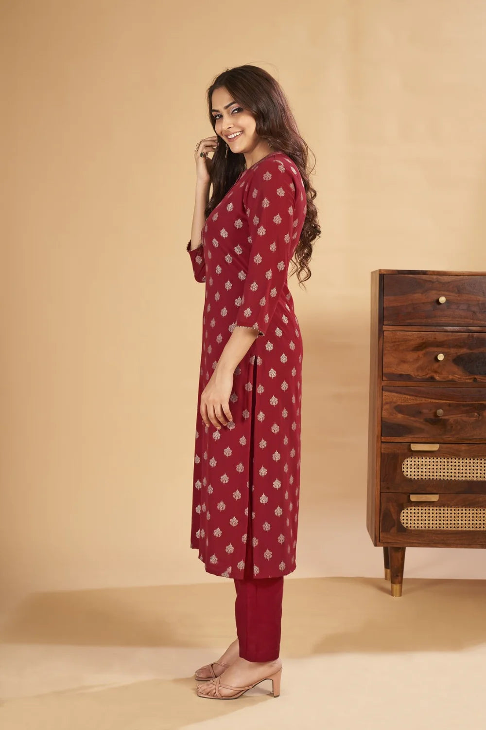 Sahiba - KT0004 Georgette Foil Printed Straight Woman Maroon Kurta